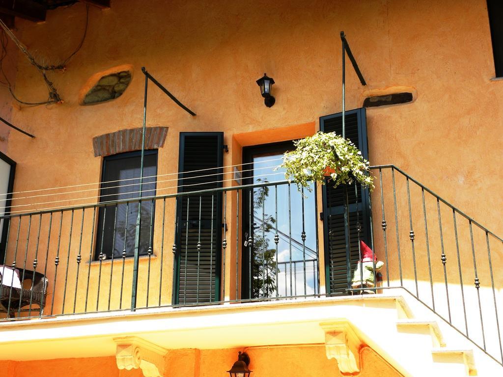 Bed&Breakfast La Siepe Pinerolo Cameră foto
